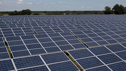 Sunell Wärmebildkameras für den Schutz eines Solarparks in España